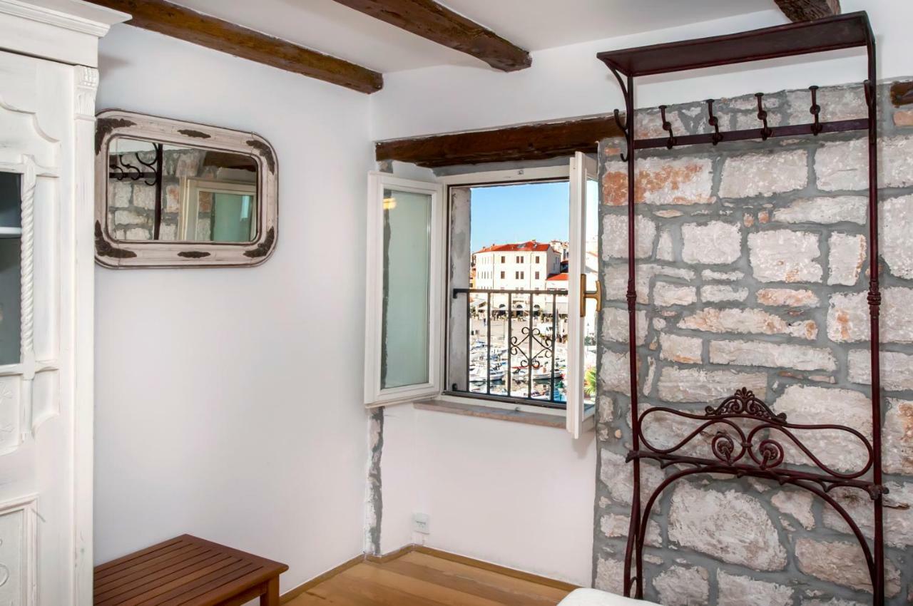 Apartman Obala Apartment *